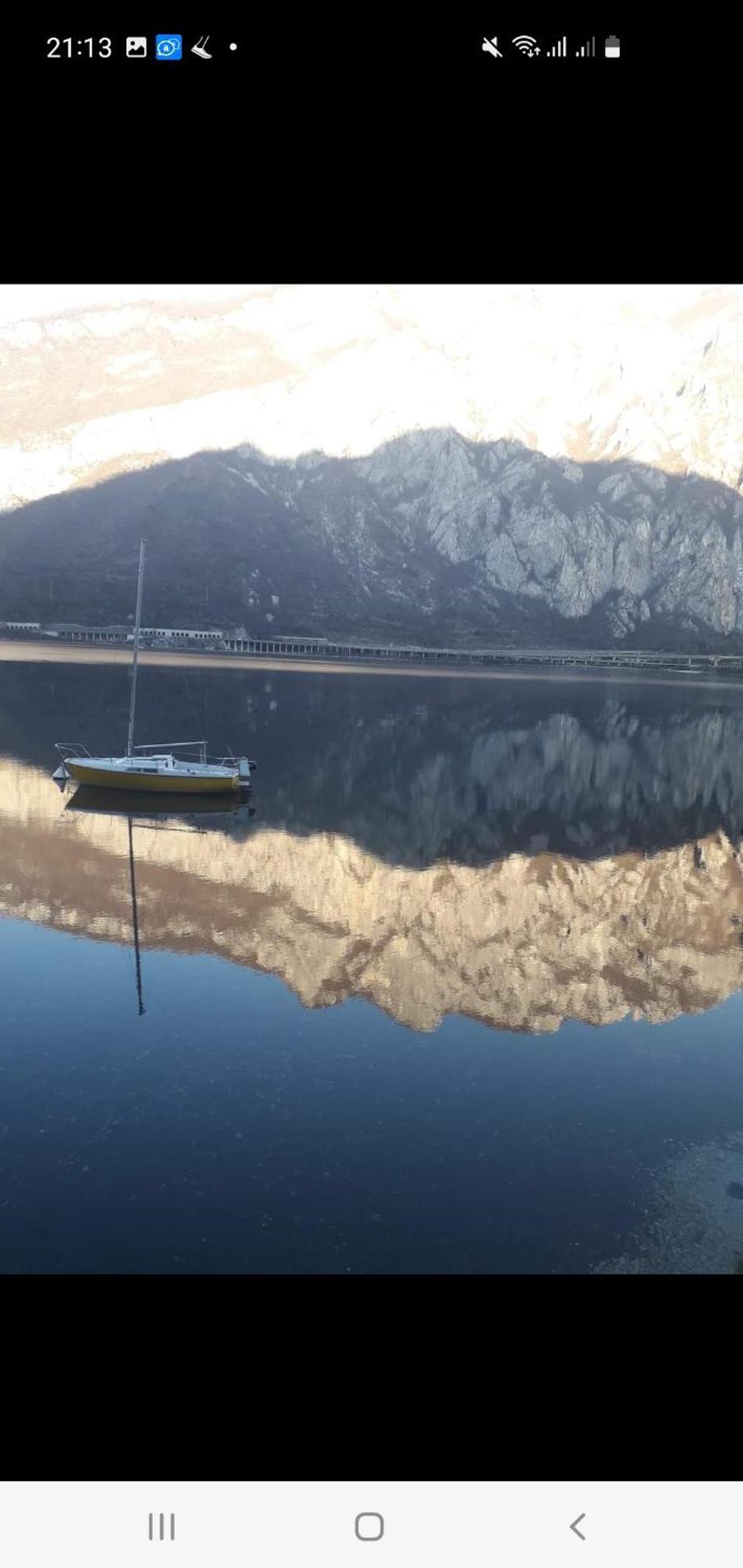 L For Lake Mandello del Lario Szoba fotó